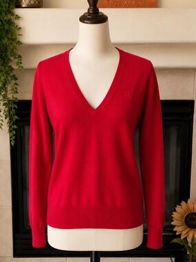 Chaps Women's V-Neck Sweater in Red